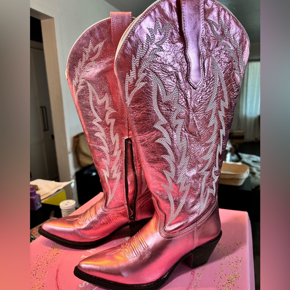 Shimmering Pink Heeled Western Boots